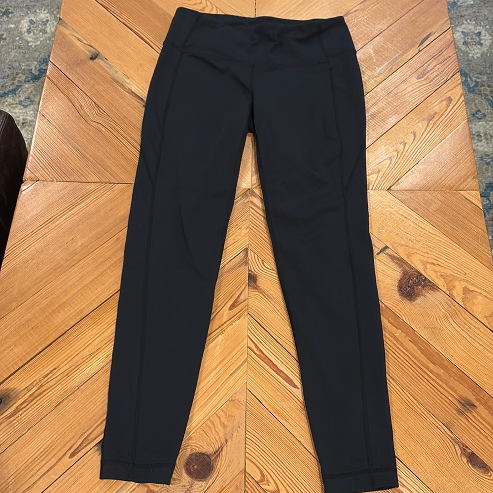 Women’s Athleta tights in medium